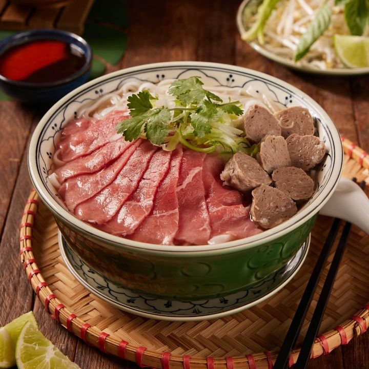 How to Make Bò Viên Step by Step