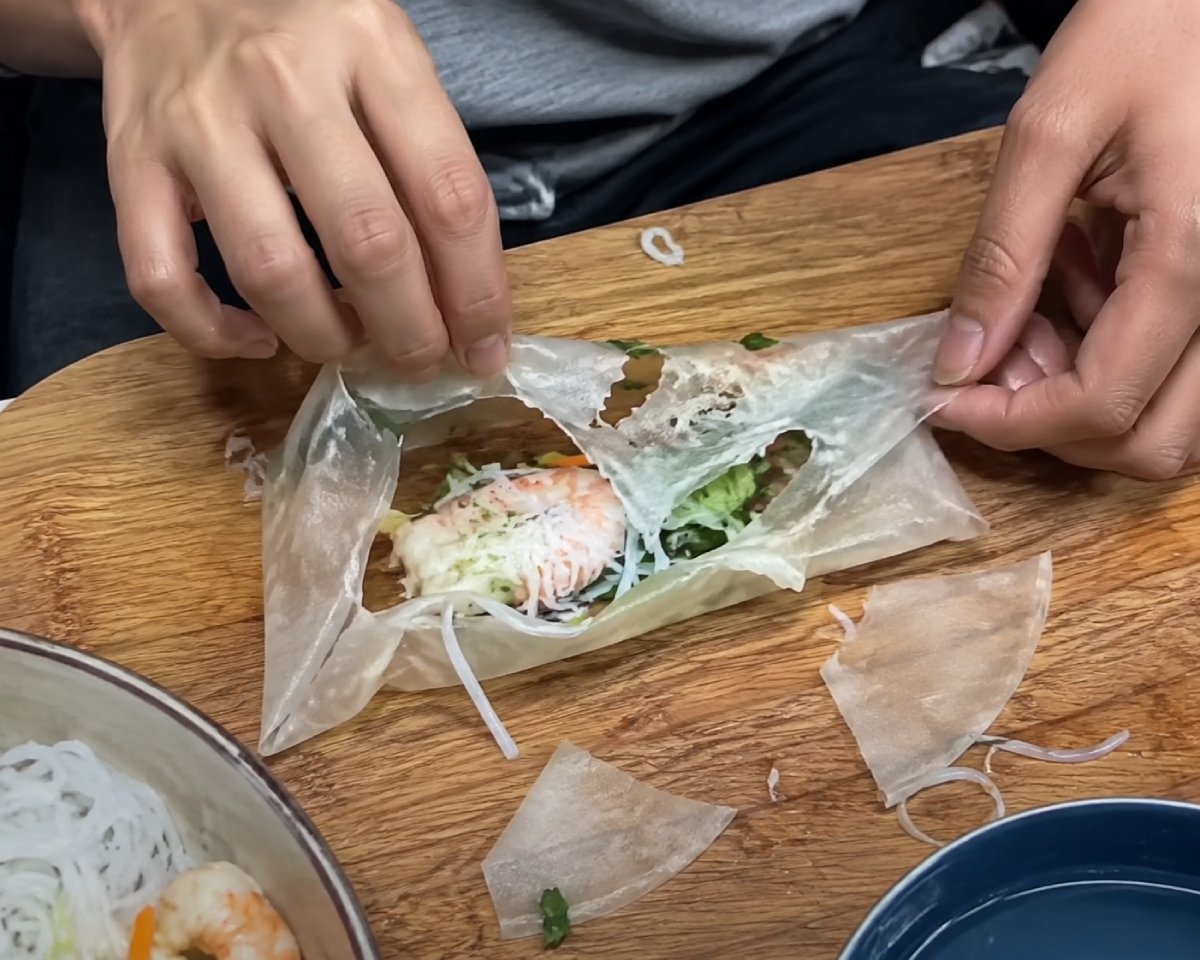 Why Do Vietnamese Rolls Tear When You Roll Them? Common Causes and Easy Fixes